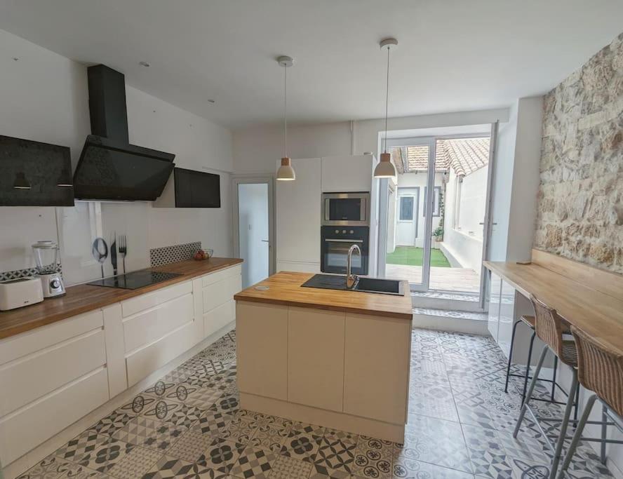 A 5Mn De La Reserve Africaine, Charmante Maison De Village Avec Patio Sigean Zewnętrze zdjęcie
